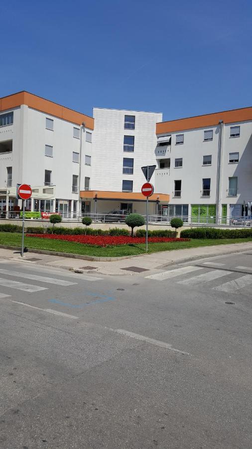 Apartman Vip, With Free Garage Parking بولا المظهر الخارجي الصورة