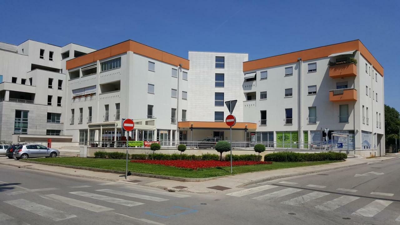 Apartman Vip, With Free Garage Parking بولا المظهر الخارجي الصورة